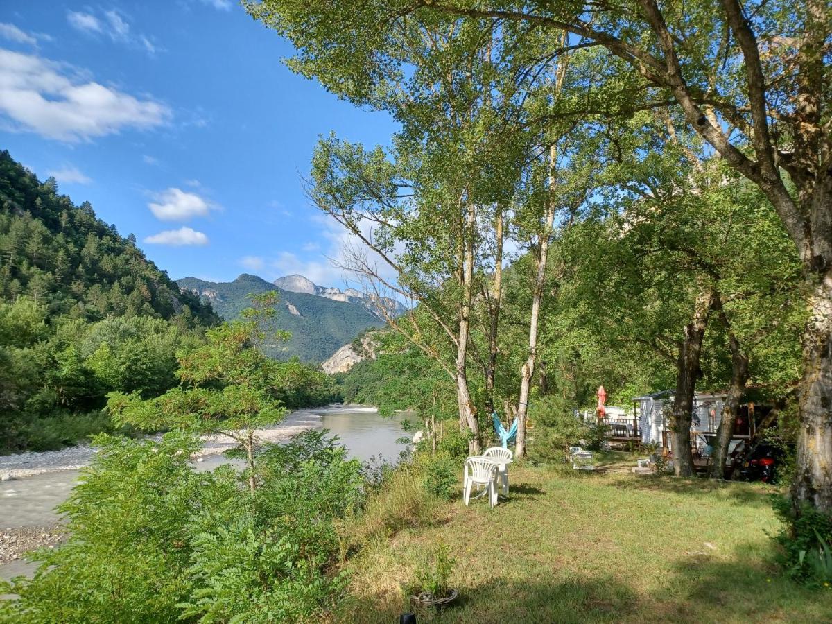 Les Acacias Hotel Vercheny Luaran gambar