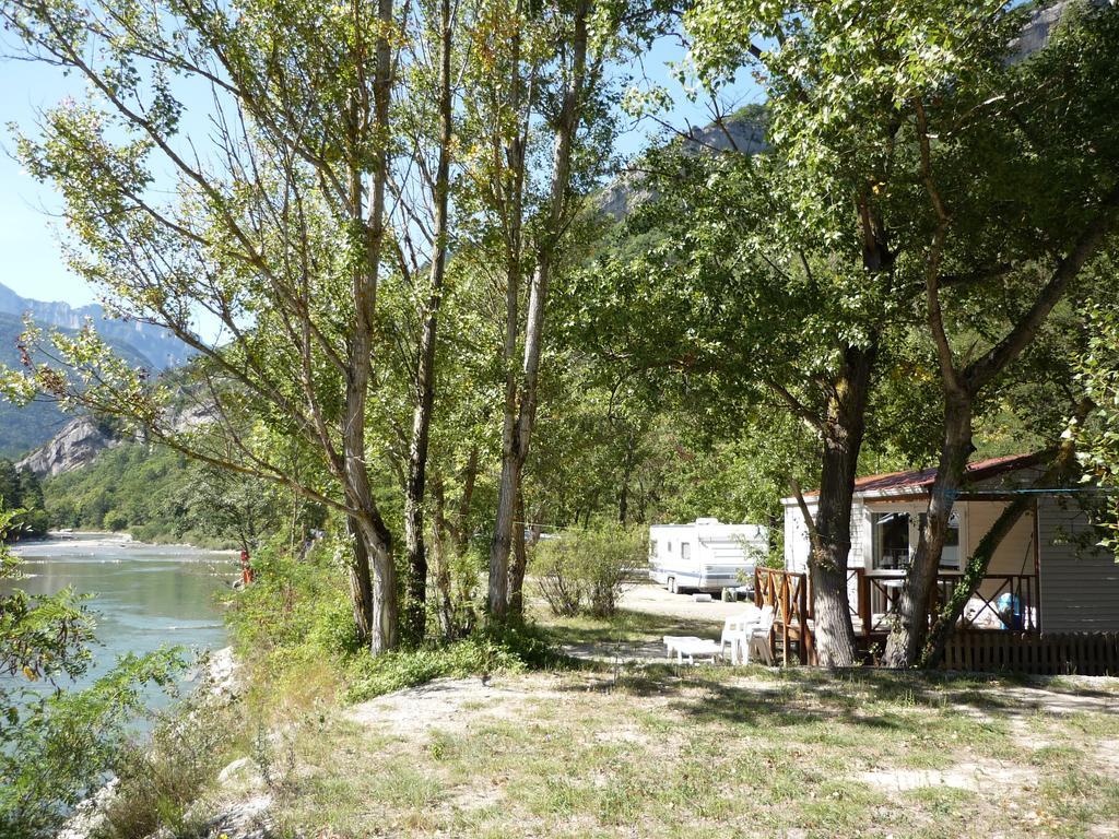 Les Acacias Hotel Vercheny Luaran gambar